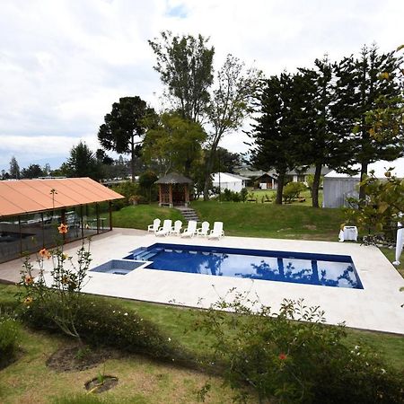 Hotel Quinta La Constanza Tababela Zewnętrze zdjęcie